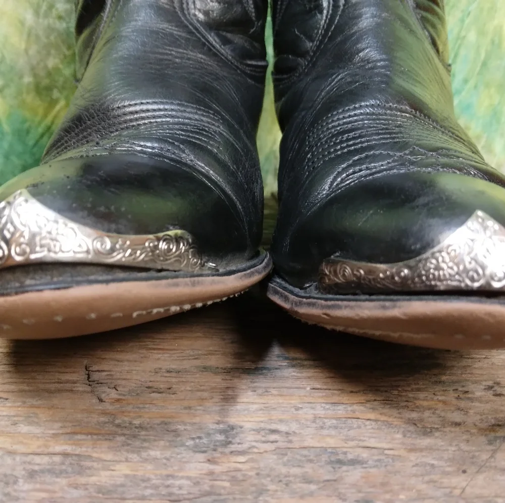 Rodeo drive black cowboy boots - Picture 3 of 8